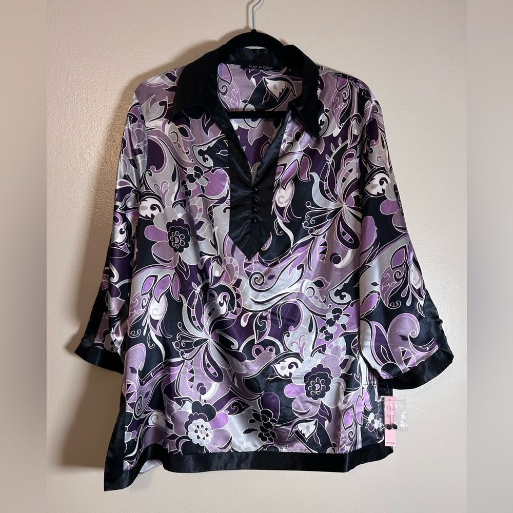 NWT Violet & Claire Satin Floral Tunic Style Blouse Size XL